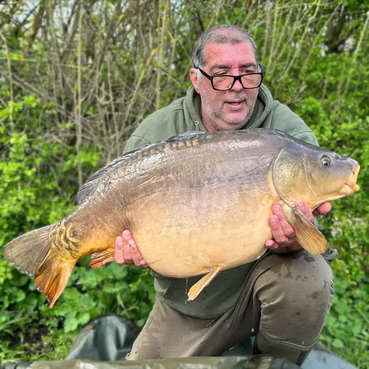 Minty with a 35lb Mirror